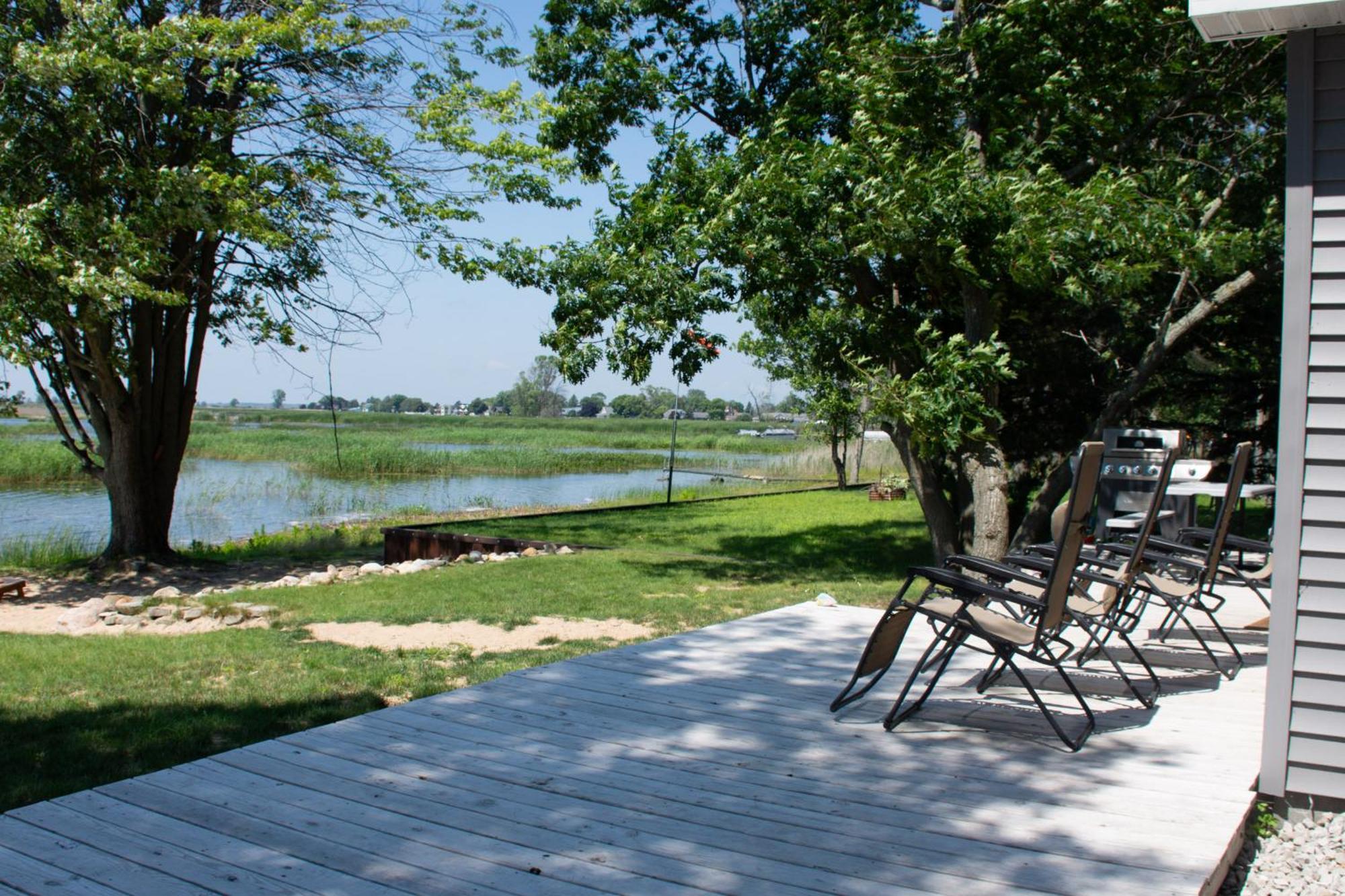 Cozy Home Lake Huron II Au Gres Экстерьер фото